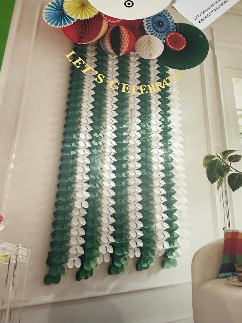 kate spade Green Party Décor Kit with Multicolor Accents